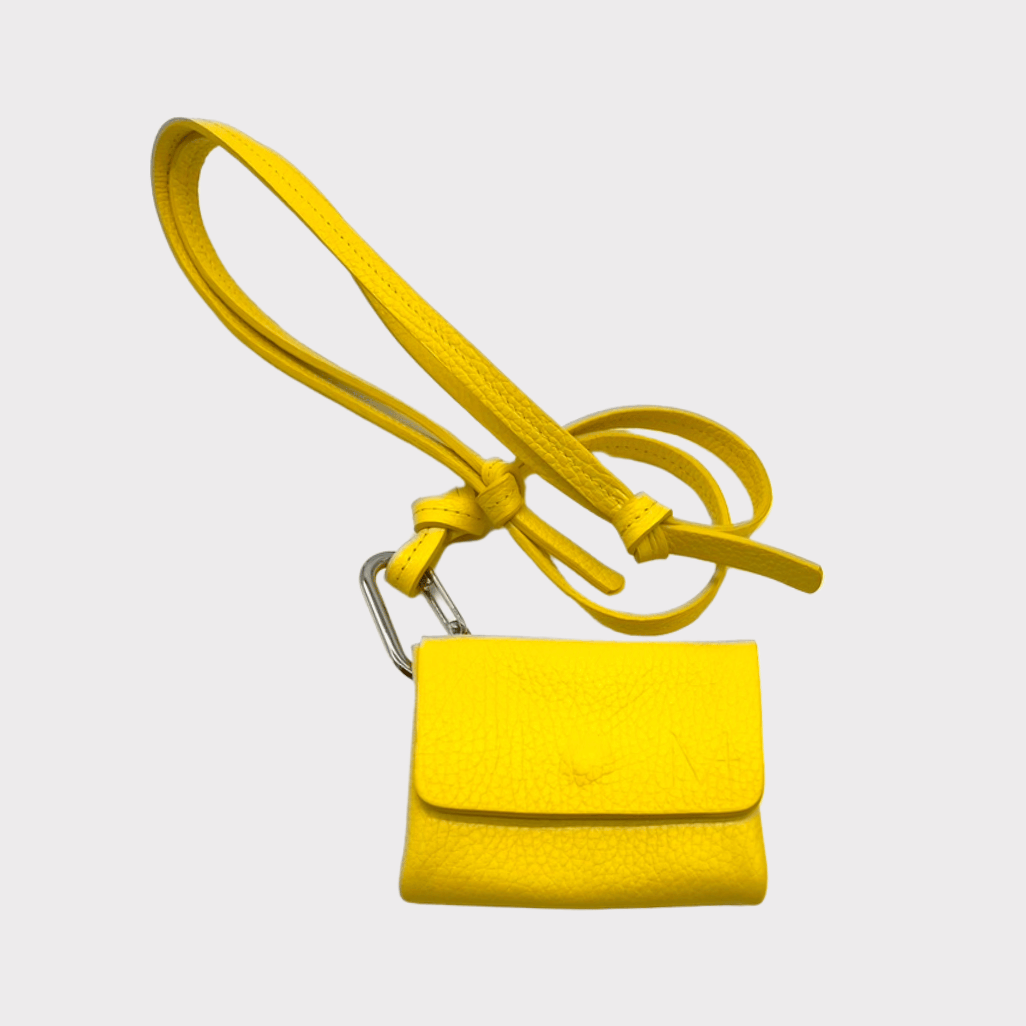 Leder Mini Wallet gelb mit verstellbarem Leder Band und Karabiner – Kartenetui zum Umhängen minimalistisch