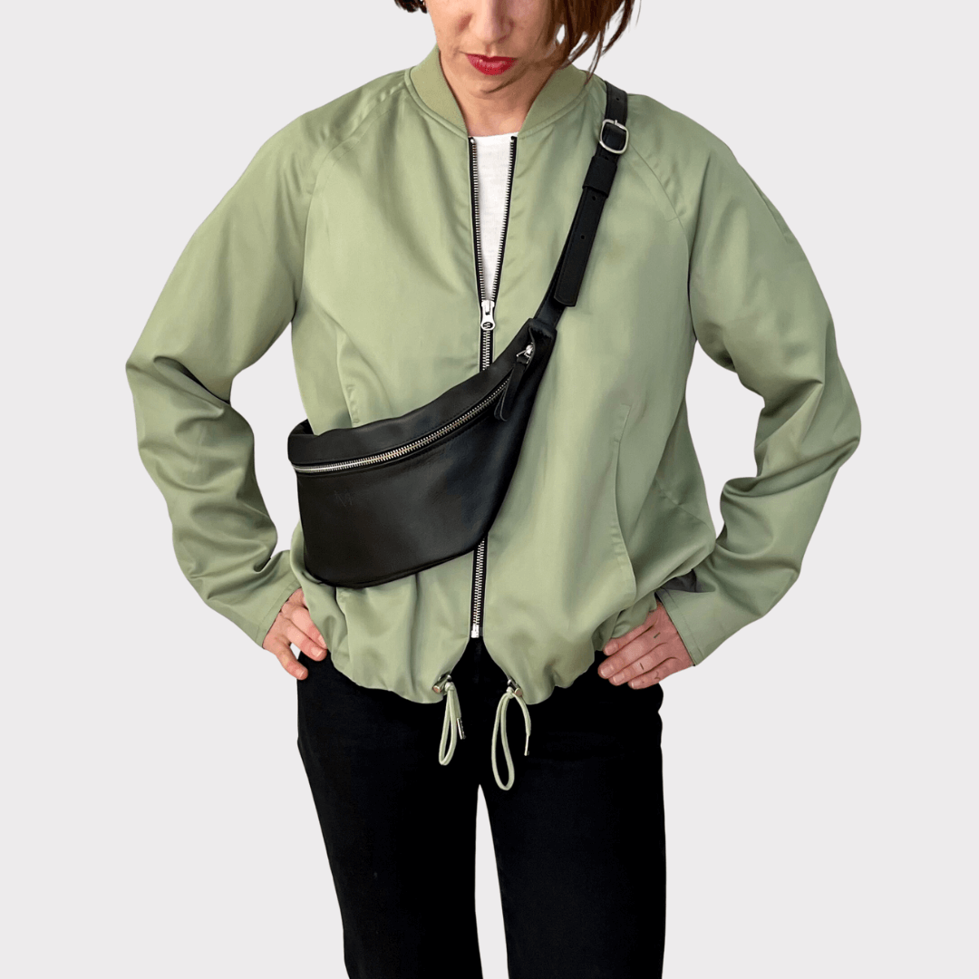 hip bag schwarz leder, Hipbag damen, Hipbag Herren, hip bag leder schwarz unisex - Hip bag leder damen, umhängetasche, hip bag damen leder, hip bag herren leder, minimalistisches design, nachhaltige ledertasche, bauchtasche damen leder elegant, bauchtasche damen leder schwarz, gürteltasche damen leder, gürteltasche Herren leder