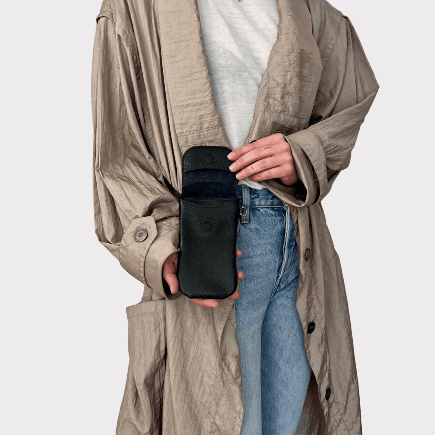 Phone bag Schwarzes Leder, Handytasche zum umhängen, Handy Tasche klein, Mini Tasche Echt Leder, Telefontasche mit Geld und Kartenfach, Handytasche mit Geldfach, Echtleder Tasche klein, Schwarzes Leder, Premium Ledertasche, Designer Handy Tasche schwarzes Leder, Black Phone bag with wallet