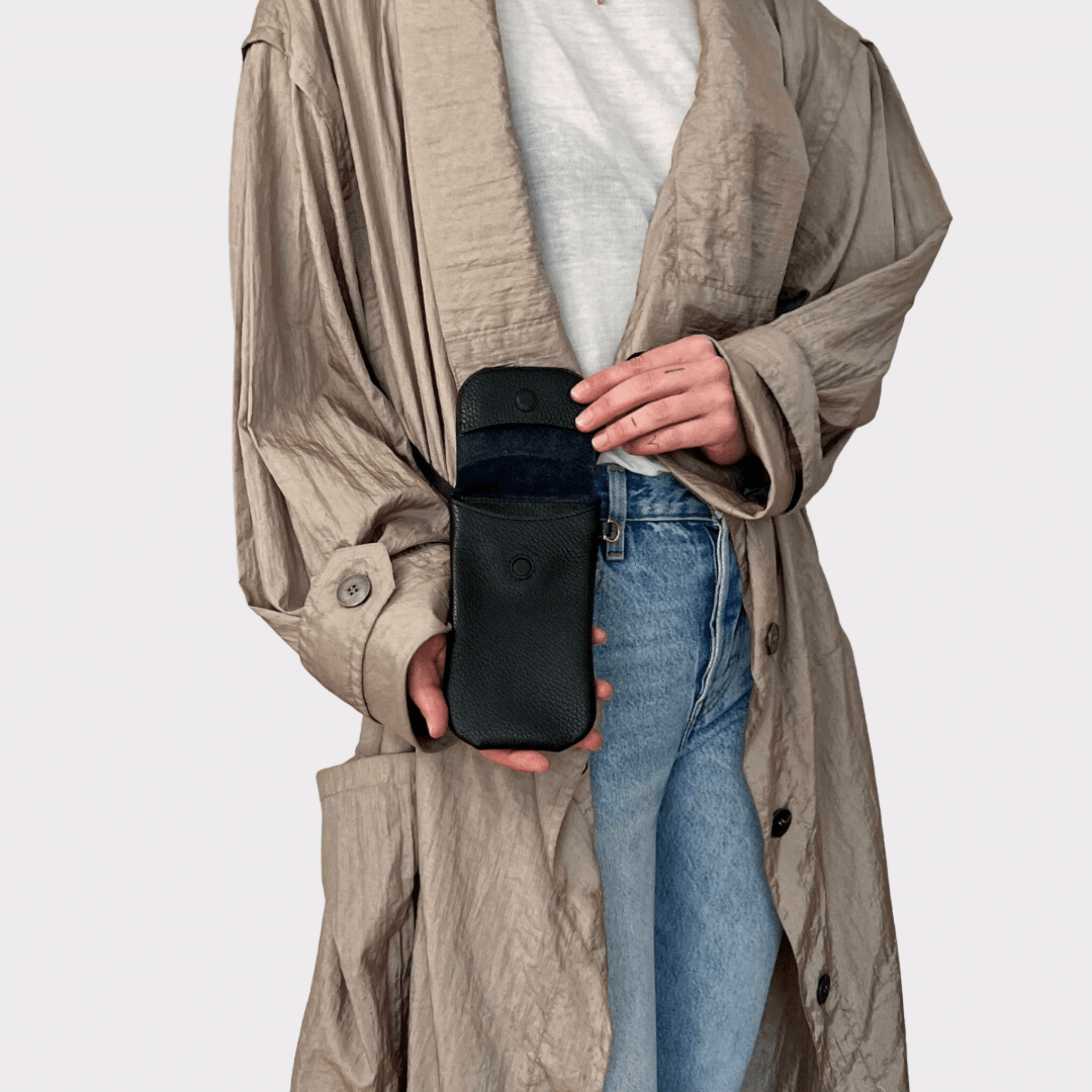 Phone bag Schwarzes Leder, Handytasche zum umhängen, Handy Tasche klein, Mini Tasche Echt Leder, Telefontasche mit Geld und Kartenfach, Handytasche mit Geldfach, Echtleder Tasche klein, Schwarzes Leder, Premium Ledertasche, Designer Handy Tasche schwarzes Leder, Black Phone bag with wallet