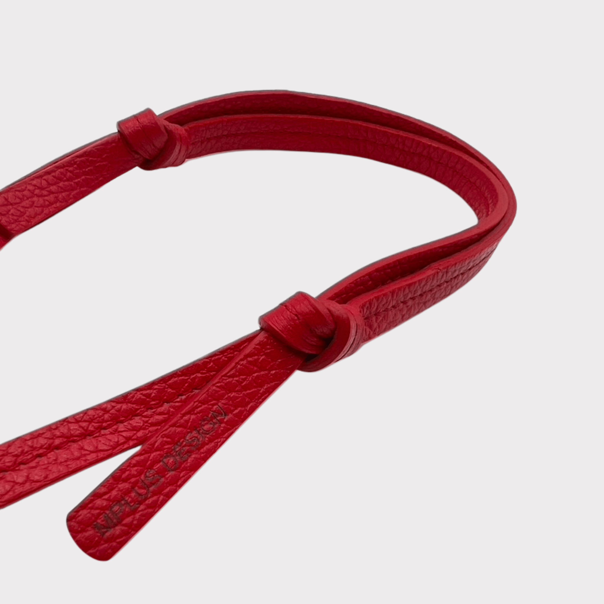 verstellbares, rotes, Leder Schlüsselband mit Logo Prägung