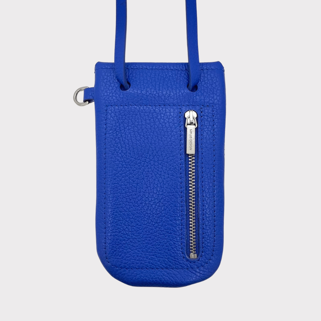 Blaue mini ledertasche piercing - Phone bag blue and silver  leather - Handy Tasche aus Leder Damen, Handytasche Leder silber zum umhängen - piercing tasche - blaue mini handy tasche - Ohrringe mit Perle - Kartenfach