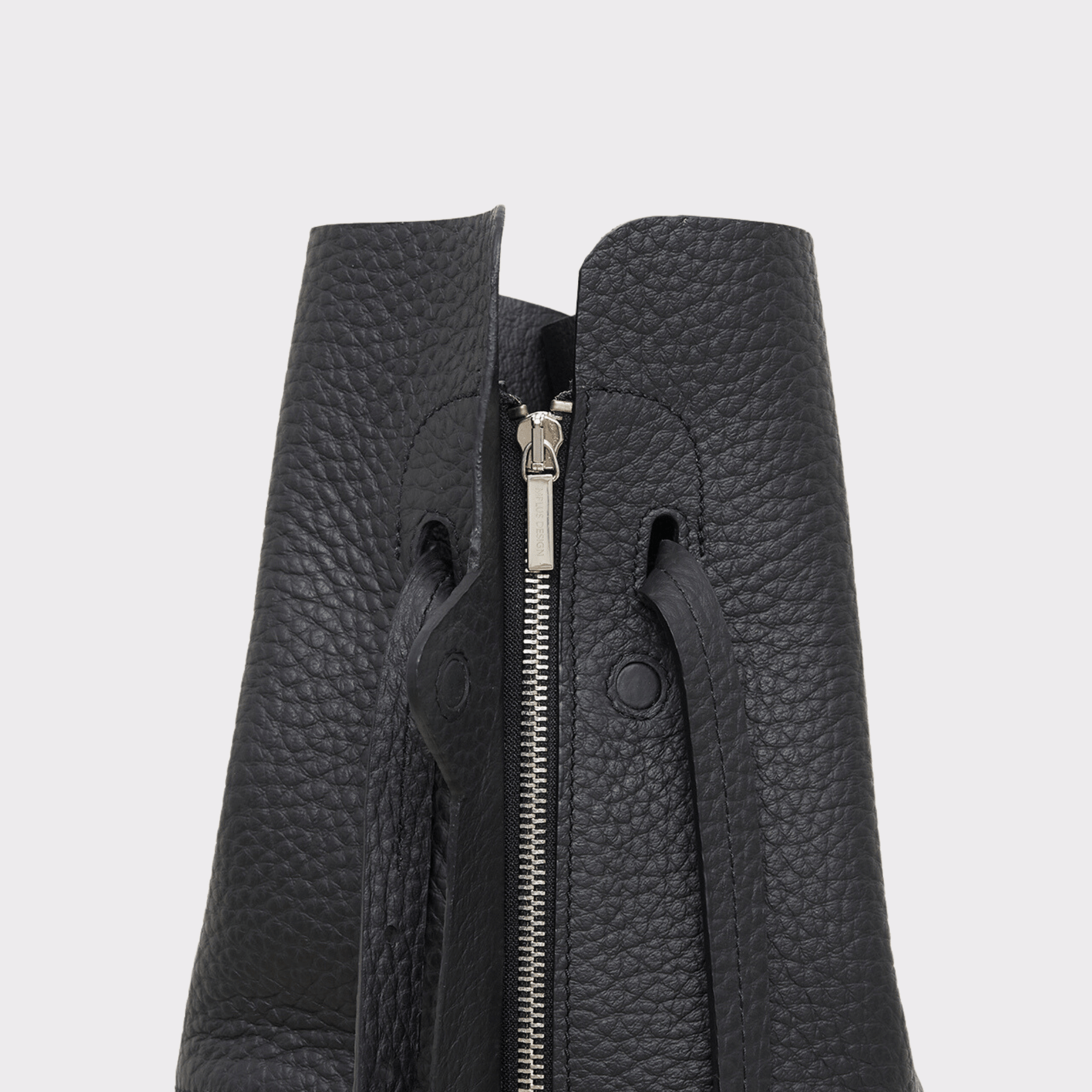 Backpack Detailansicht Reißverschluss YKK silber 