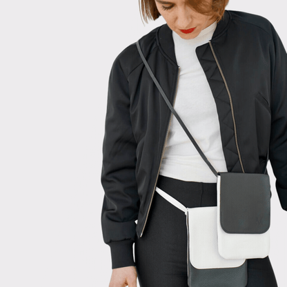 Schwarz Weiß Leder Belt Bag – MPLUS Design Umhängetasche