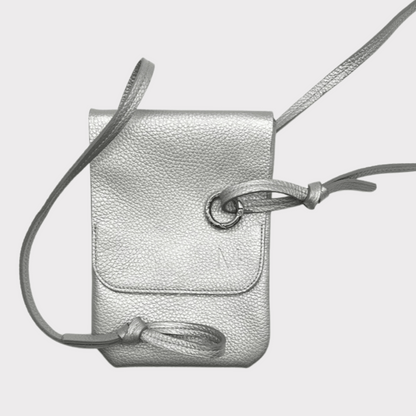 Silber Leder Belt Bag – MPLUS Design Umhängetasche