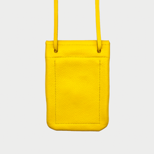 Laden Sie das Bild in den Galerie-Viewer, Belt bag Gelbes echt Leder, Handytasche zum umhängen Leder, Gürteltasche Gelbes Leder, Umhängetasche, flache Minitasche, Ausgehtasche aus Echtleder, Gürteltasche zum umhängen, Telefontasche, Telefon Tasche zum umhängen, Telefontasche Gürtel, Belt bag Yellow leather, Phone bag fits every size
