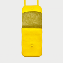 Laden Sie das Bild in den Galerie-Viewer, Belt bag Gelbes echt Leder, Handytasche zum umhängen Leder, Gürteltasche Gelbes Leder, Umhängetasche, flache Minitasche, Ausgehtasche aus Echtleder, Gürteltasche zum umhängen, Telefontasche, Telefon Tasche zum umhängen, Telefontasche Gürtel, Belt bag Yellow leather, Phone bag fits every size
