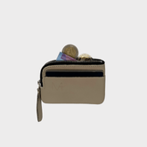 mini zipper wallet aus echtleder, ledertäschchen klein, kleines portemonnaie herren leder, kleines portemonnaie damen leder, mini geldbörse mit münzfach herren, mini geldbörse mit kartenfach und münzfach, sehr kleines portemonnaie, geldbeutel mini, ausgeh geldbeutel taupe Leder, silberner Reißverschluss