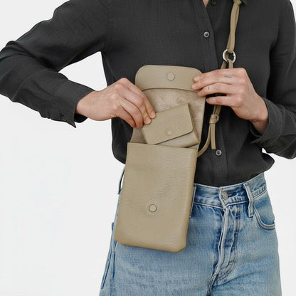 Taupe Leder Belt Bag – MPLUS Design Umhängetasche mit Mini Wallet